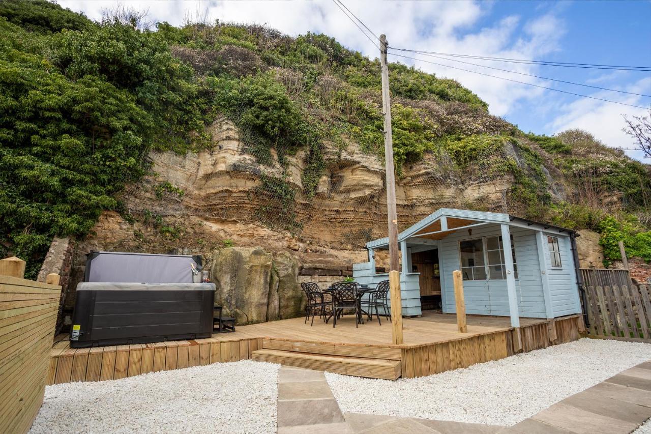 Whitby Boutique - Mast Cottage Exterior photo
